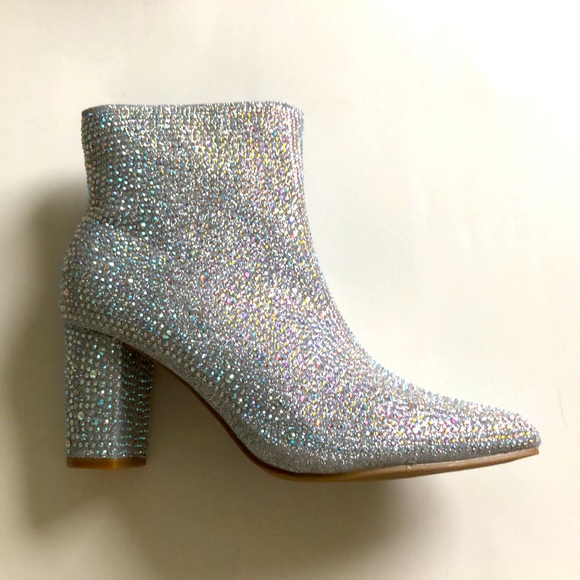 🎊HP🎉New Sparkle Glam Silver Rhinestone Boots - Picture 8 of 9